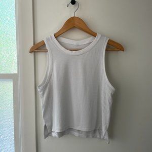 Lululemon White Train to Be Tank Top High-Low Hem Size 4 / Small